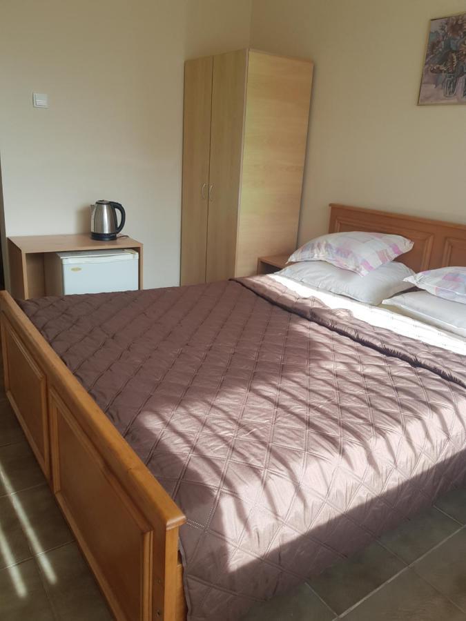 Dvete Brezi Hotel Burgas ภายนอก รูปภาพ