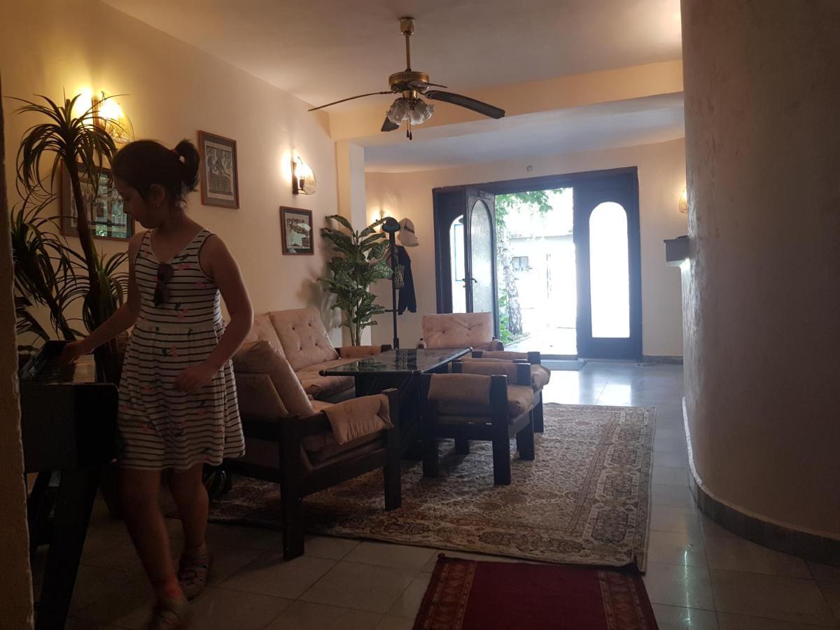 Dvete Brezi Hotel Burgas ภายนอก รูปภาพ