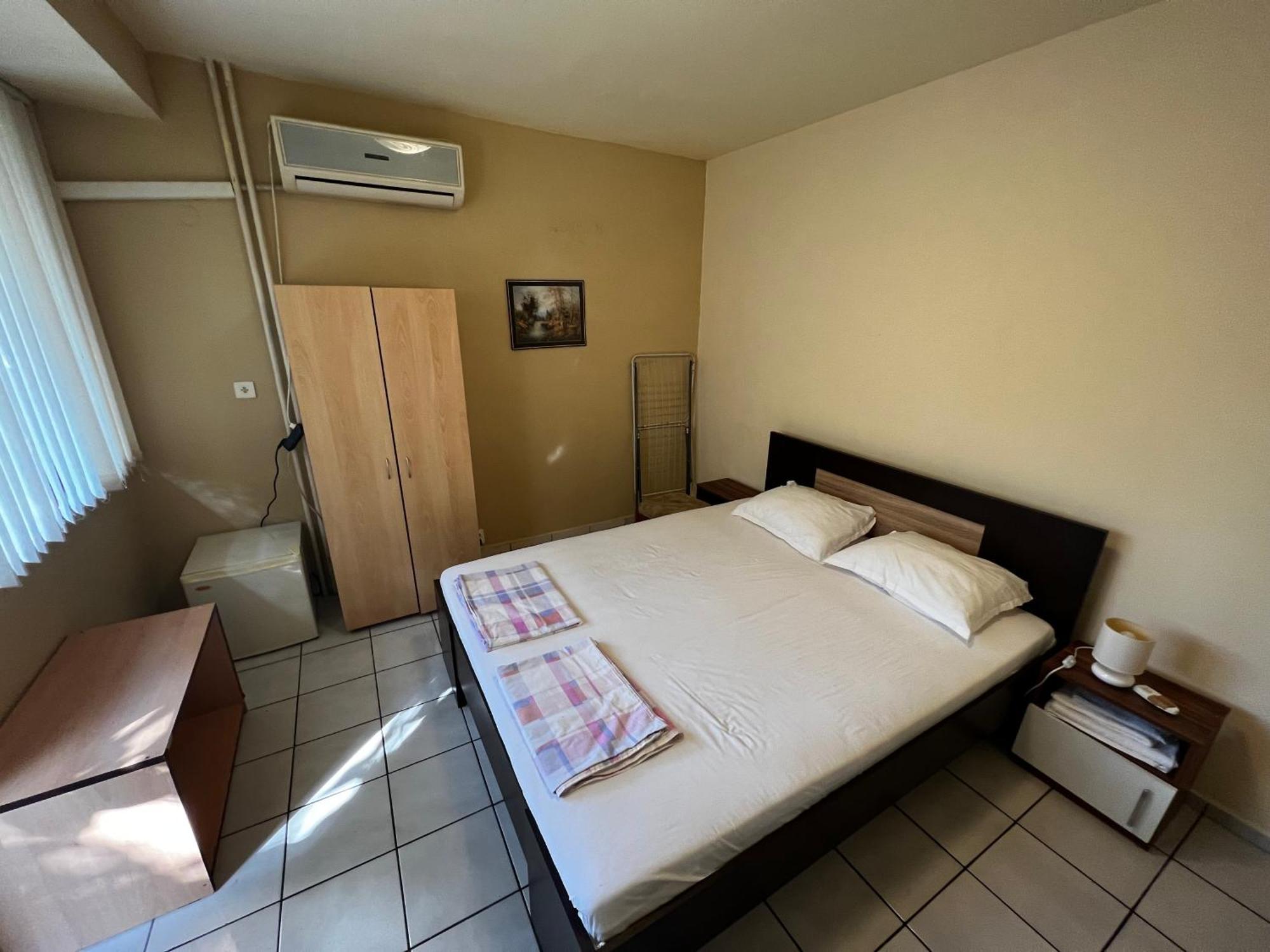 Dvete Brezi Hotel Burgas ภายนอก รูปภาพ
