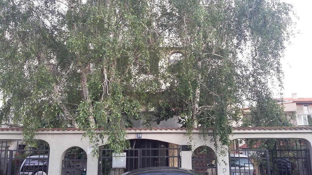 Dvete Brezi Hotel Burgas ภายนอก รูปภาพ