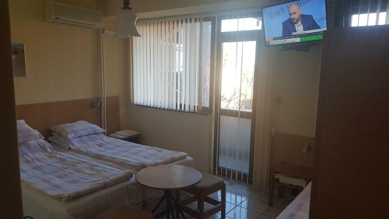 Dvete Brezi Hotel Burgas ภายนอก รูปภาพ
